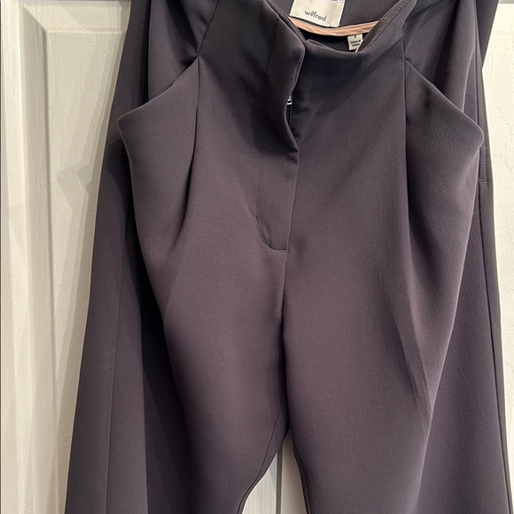 Wilfred Dark Gray Pants,pleated crepe material, almost brand new - Picture 2 of 11